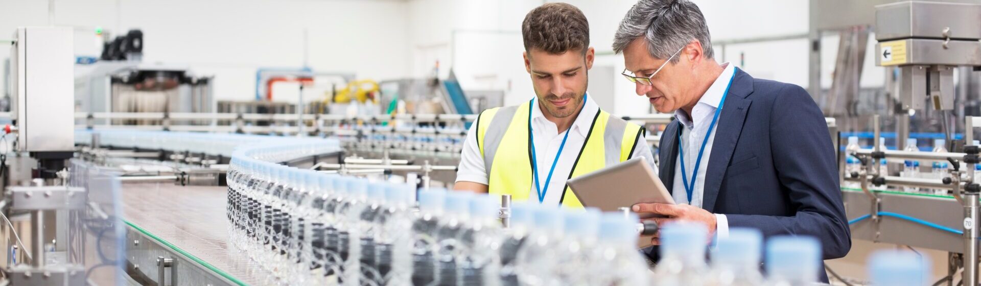 Bottling Line,Beverage Production,Water Bottling,PET Bottles,Packaging Line,Conveyor Belt,Quality Control,Production Monitoring,Food and Beverage Factory,Filling Machine,FMCG Manufacturing,Factory Inspection,Plant Supervisor,Process Automation,HACCP,GMP Compliance,Production Efficiency,Industrial Production,Plant Audit,Maintenance